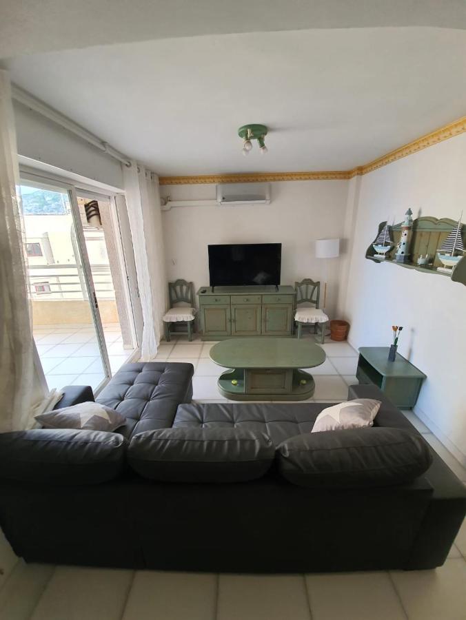 Apartamento Aquarium Park, 1ª Linea De Playa, Para 4 Personas Calp Dış mekan fotoğraf