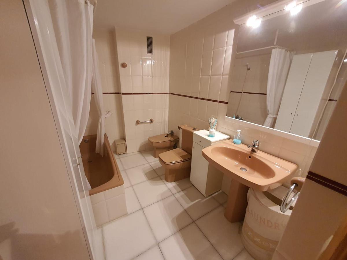 Apartamento Aquarium Park, 1ª Linea De Playa, Para 4 Personas Calp Dış mekan fotoğraf