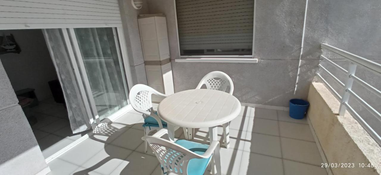 Apartamento Aquarium Park, 1ª Linea De Playa, Para 4 Personas Calp Dış mekan fotoğraf